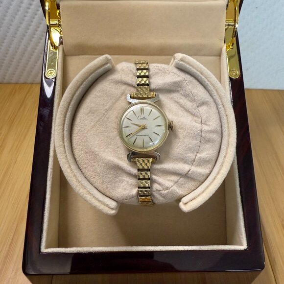Vintage Carillon Mechanical Gold Tone Antimagnetic Watch, 25mm - Not Running - Picture 1 of 3